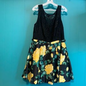 Dancing Queen Short Homecoming Dress Yellow Floral and Black Lace